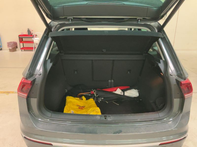 Volkswagen Tiguan 2.0 TDI Sport 4Motion BlueMotion Tech — zdjęcie 10
