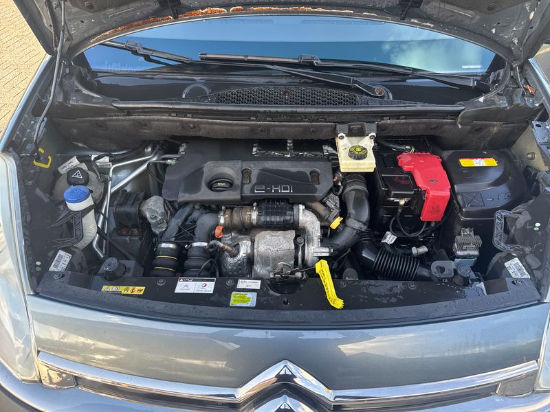 Citroen Berlingo 1.6 e-HDi XTR — zdjęcie 8