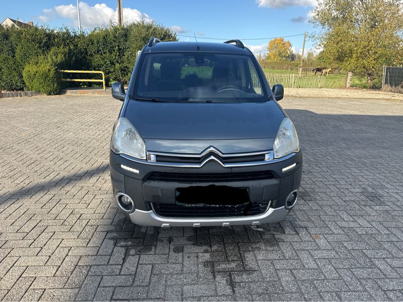 Citroen Berlingo 1.6 e-HDi XTR — zdjęcie 7