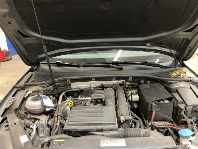 Volkswagen Passat 1.4 TSI Comfortline BlueMotion Tech — zdjęcie 38