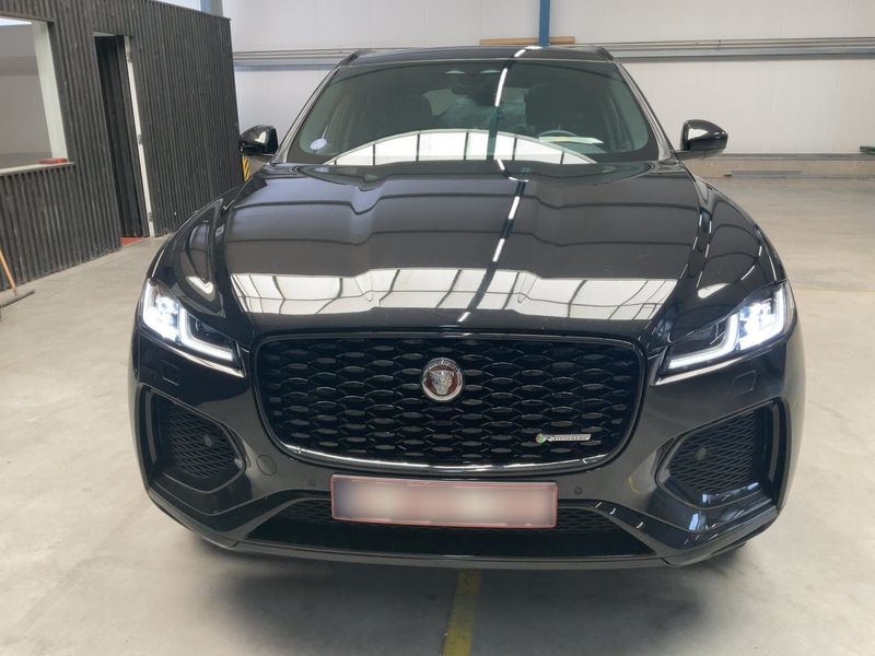 Jaguar F-Pace P400 Mild-Hybrid R-Dynamic Black AWD — zdjęcie 9