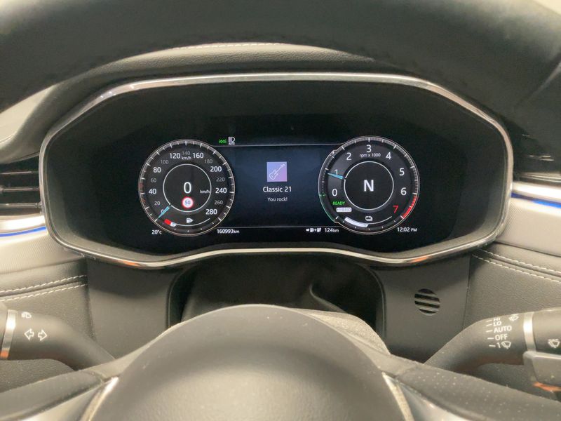 Jaguar F-Pace P400 Mild-Hybrid R-Dynamic Black AWD — zdjęcie 13