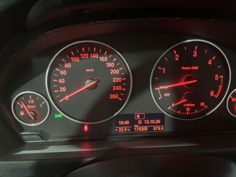 BMW 3er 318d — zdjęcie 13
