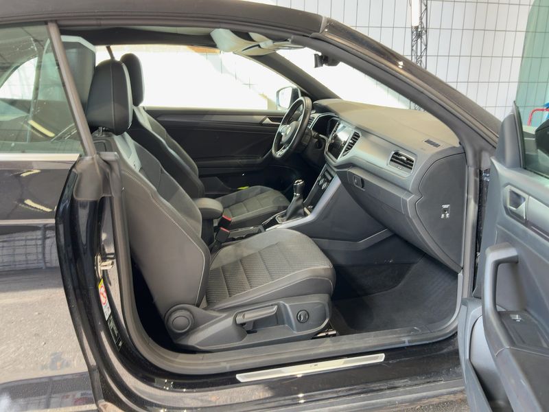 Volkswagen T-Roc 1.5 TSI ACT R-Line — zdjęcie 11