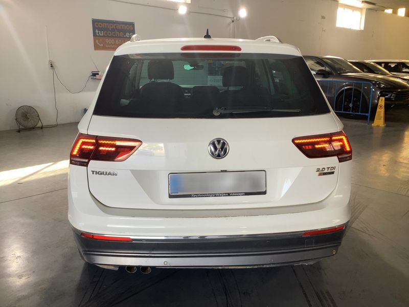 Volkswagen Tiguan 2.0 TDI Sport 4Motion BlueMotion Tech — zdjęcie 5