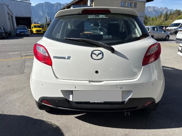 Mazda 2 1.5 4HB — zdjęcie 8