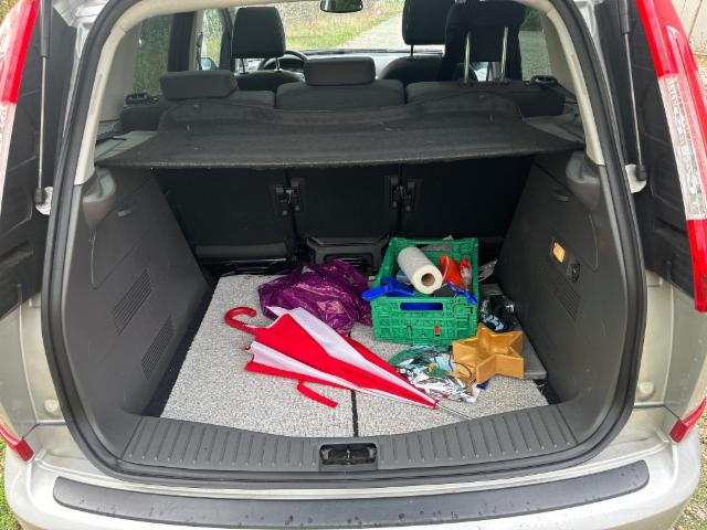 Ford C-Max 2.0i 16V Titanium — zdjęcie 11