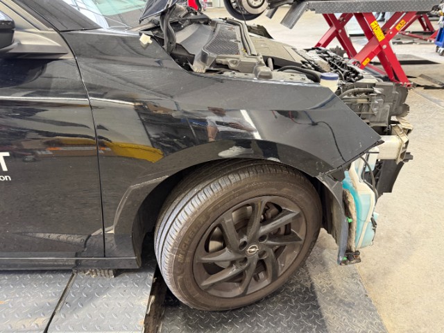 Opel Corsa 1.2 T 130 GS Line — zdjęcie 13