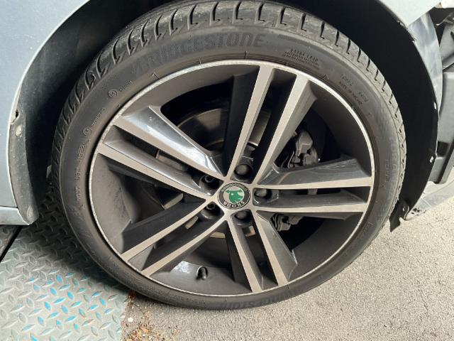 Skoda Rapid Spaceback 1.2 TSI Ambition — zdjęcie 13