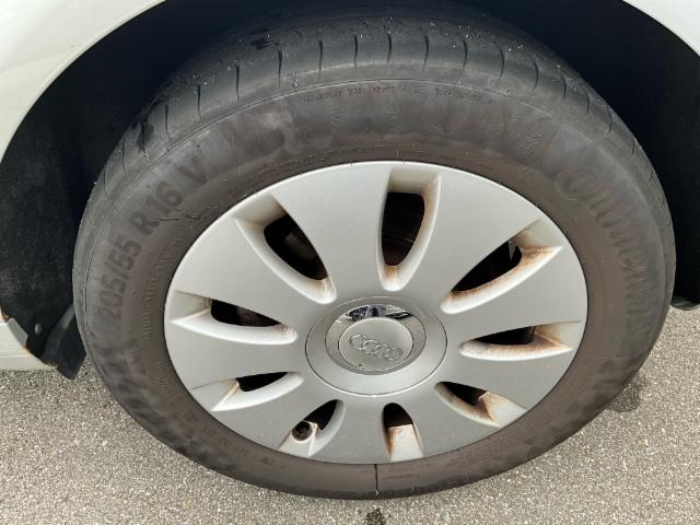 Audi A3 Sportback 1.4 T FSI Attraction — zdjęcie 12