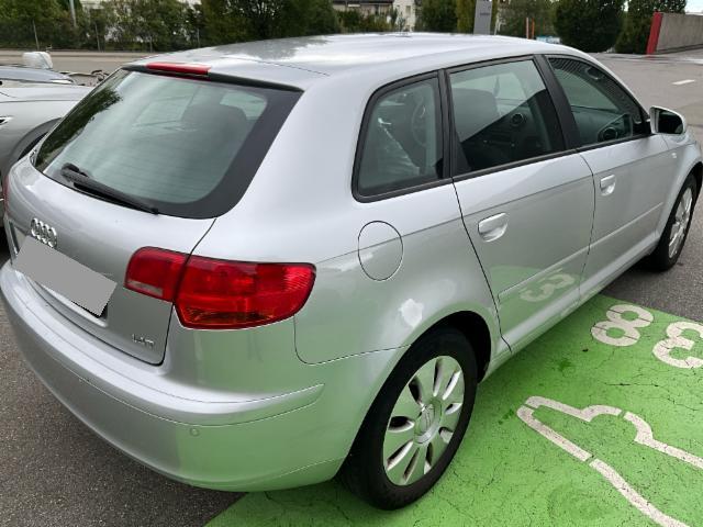 Audi A3 Sportback 1.4 T FSI Attraction — zdjęcie 9