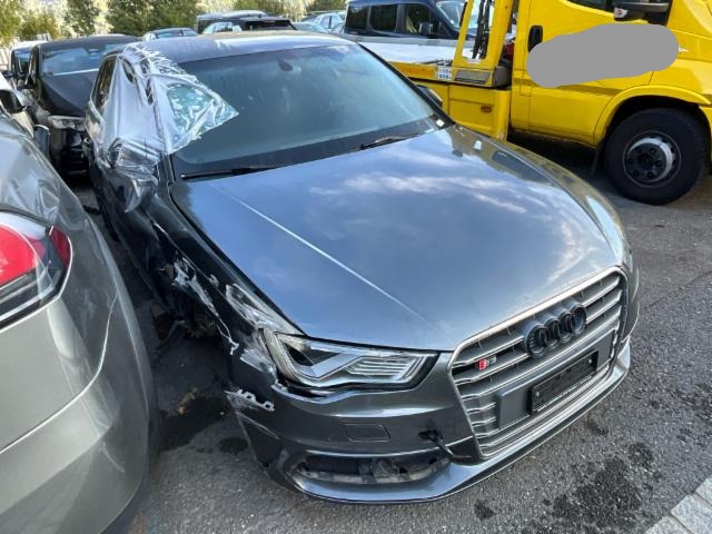 Audi S3 Sportback 2.0 T FSI quattro S-Tronic — zdjęcie 5