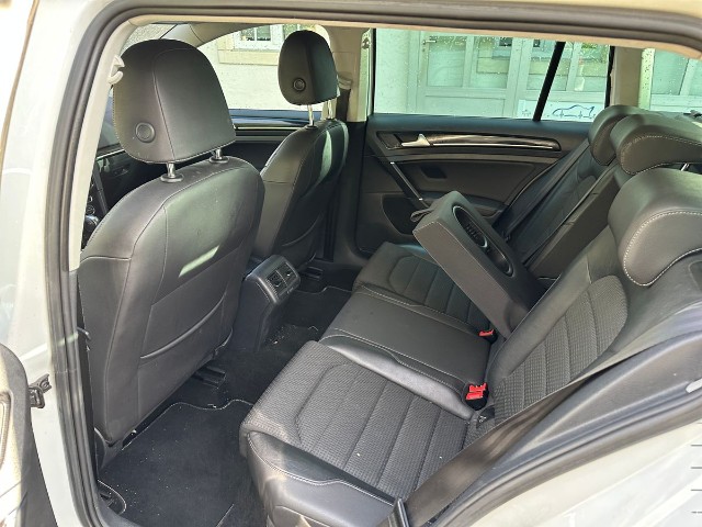 VW Golf VII Variant 1.4 TSI 140 Highline DSG — zdjęcie 14