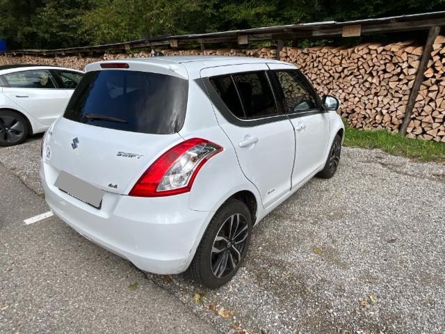 Suzuki Swift 1.2 GL Piz Sulai 4x4 — zdjęcie 9