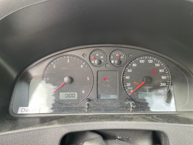 VW T5 Kombi 3000 2.5 TDI 131 — zdjęcie 4