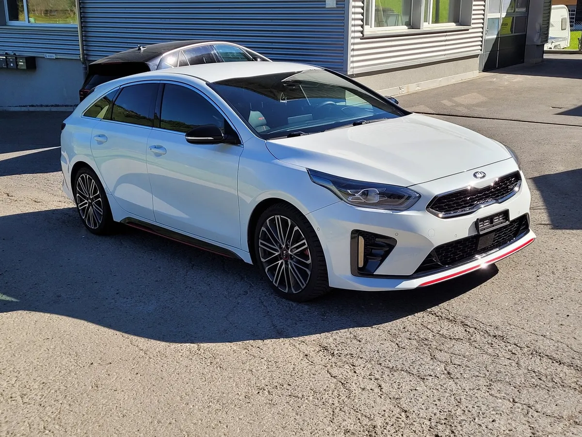KIA ProCeed GT 1.6 — zdjęcie 7