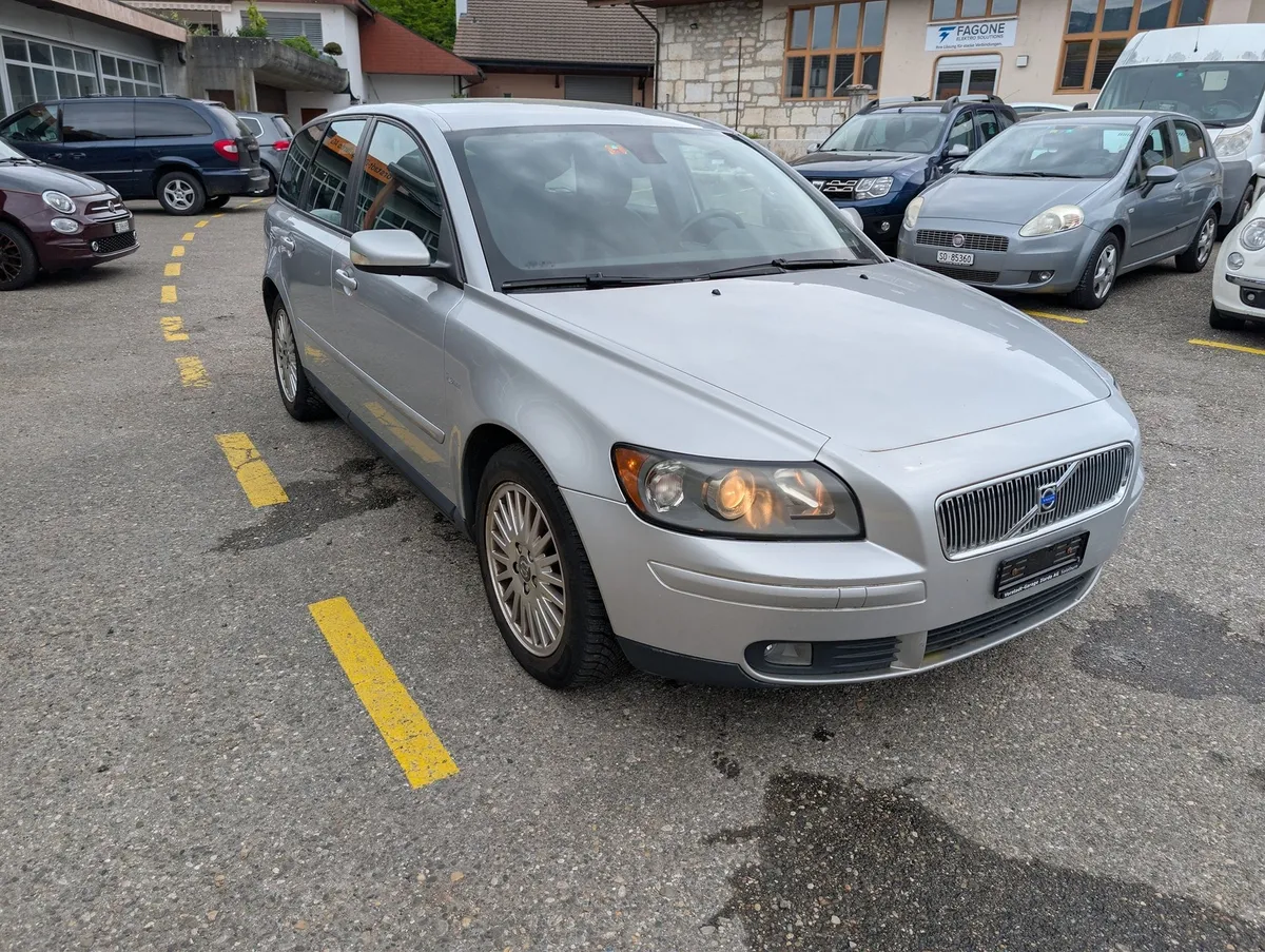 VOLVO V50 2.4 — zdjęcie 8