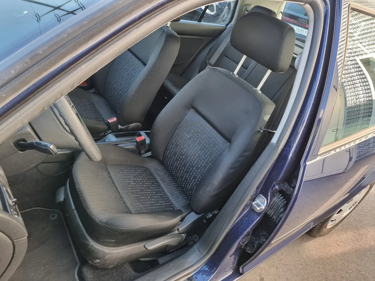 VW Golf — zdjęcie 9