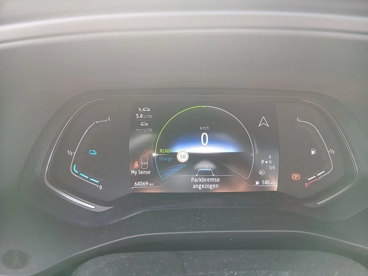 RENAULT Arkana E-TECH — zdjęcie 11