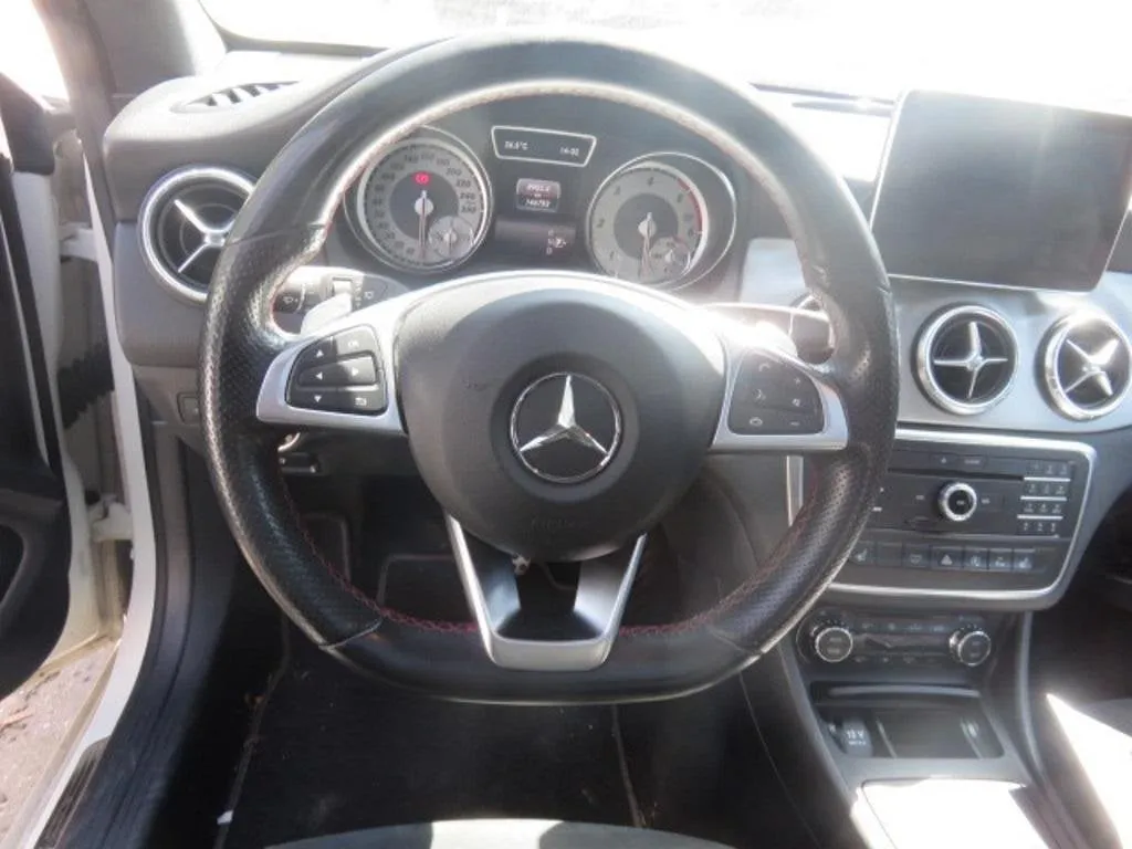 MERCEDES-BENZ CLA 200 CDI AMG Line, 136 HP — zdjęcie 5