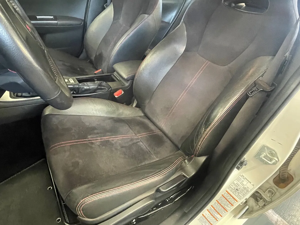SUBARU WRX STI 2.5T AWD — zdjęcie 11