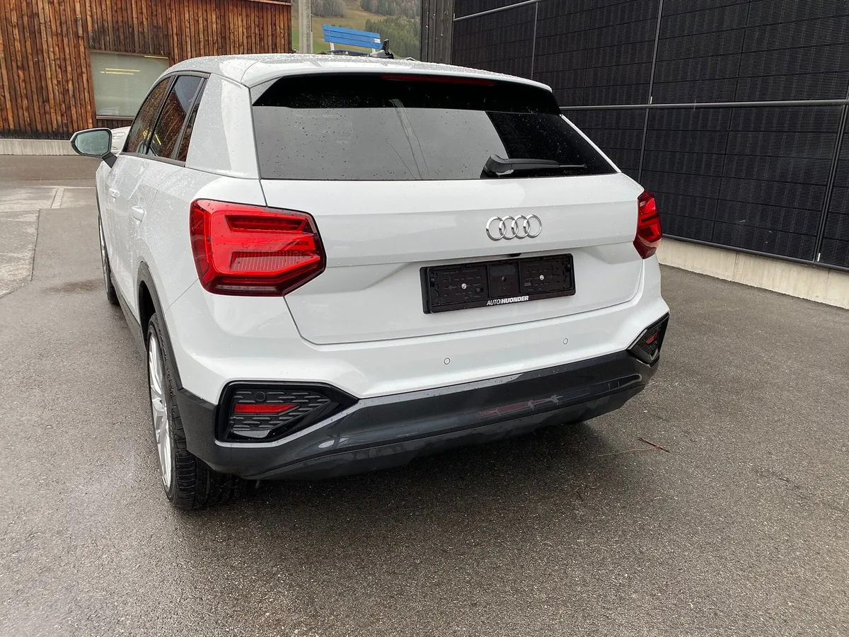 AUDI Q2 40 TFSI qu — zdjęcie 2