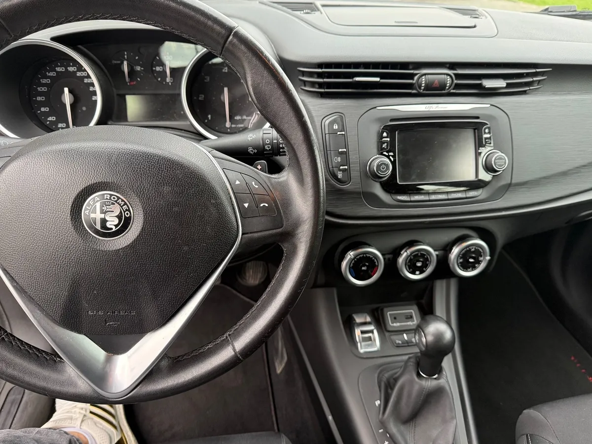 ALFA ROMEO Giulietta 1.6TD — zdjęcie 14
