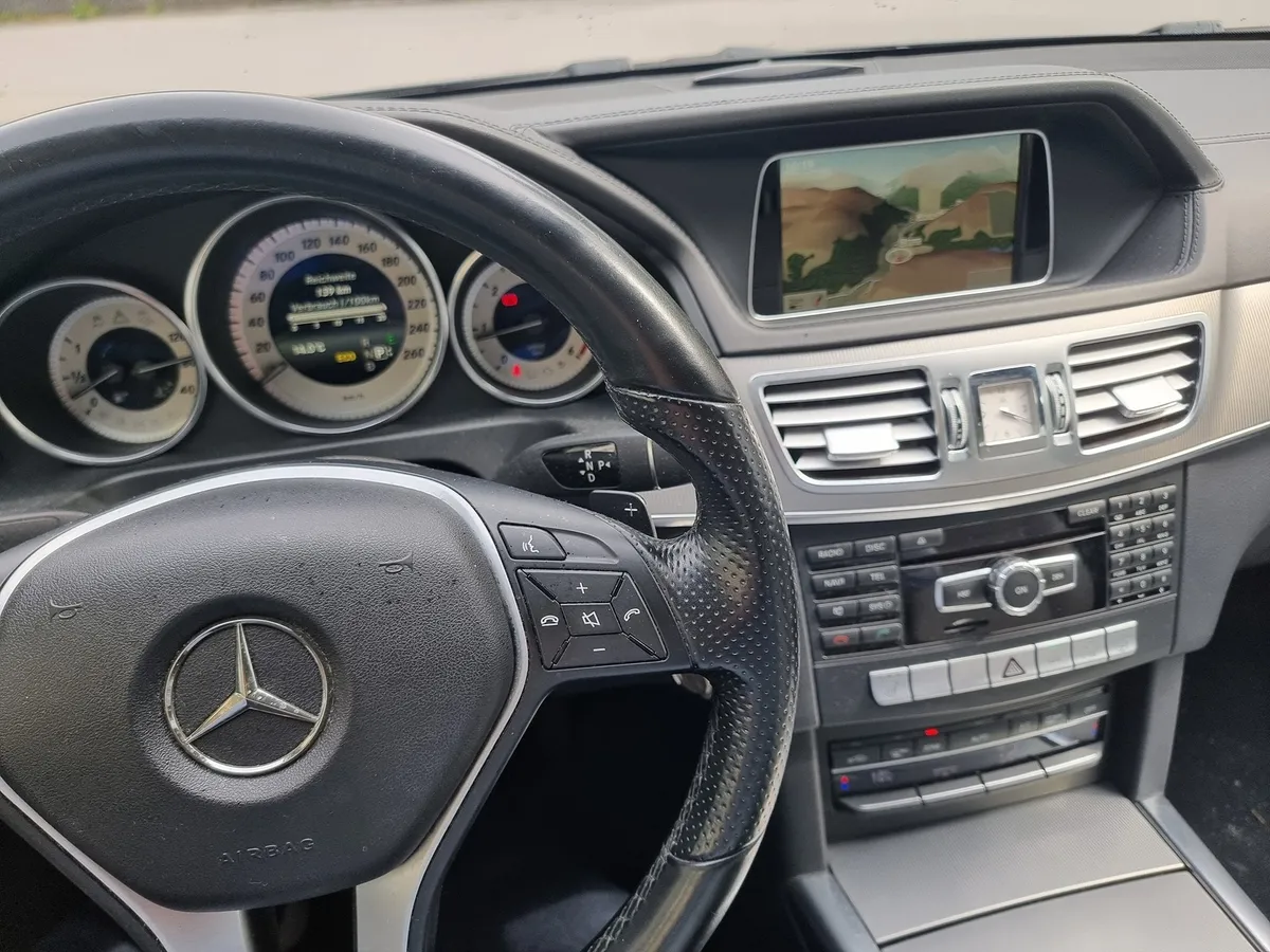 MERCEDES-BENZ E250CDI4m EC — zdjęcie 15