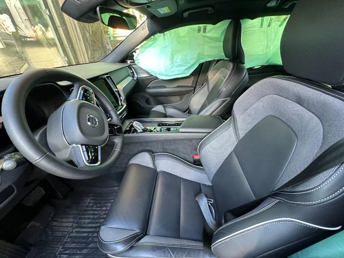 Volvo S60 Ultimate Dark 2.0, 250 HP — zdjęcie 9