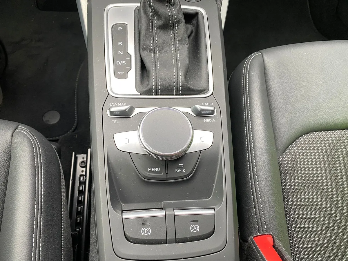 AUDI Q2 40 TFSI qu — zdjęcie 14