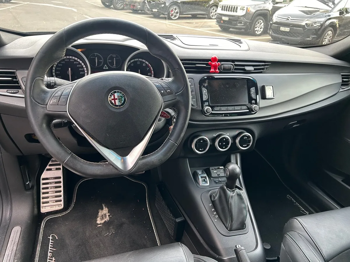 ALFA ROMEO Giulietta 1750 — zdjęcie 15