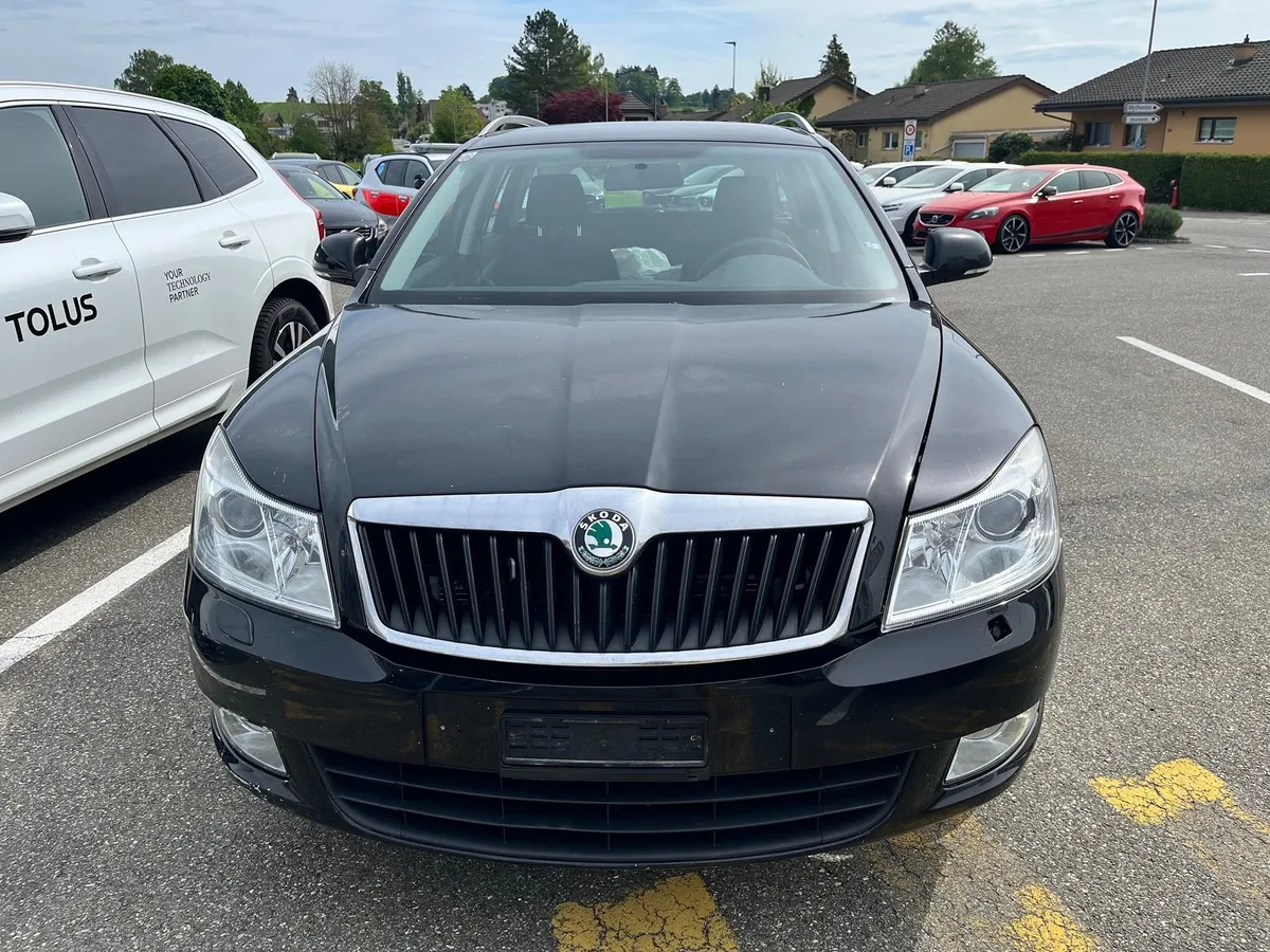 SKODA Octavia 1.8 TSI — zdjęcie 3
