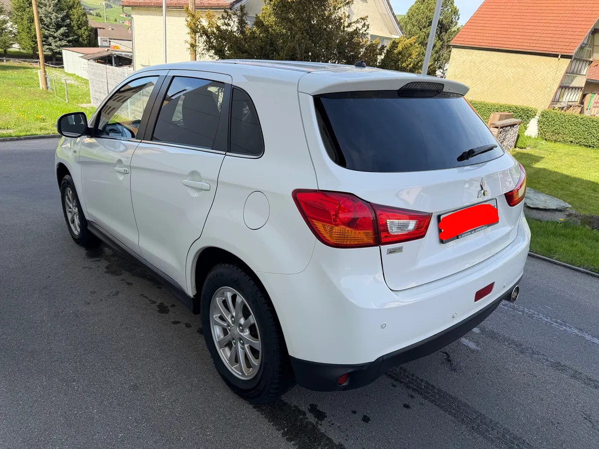 MITSUBISHI ASX 2.2 DiD — zdjęcie 9