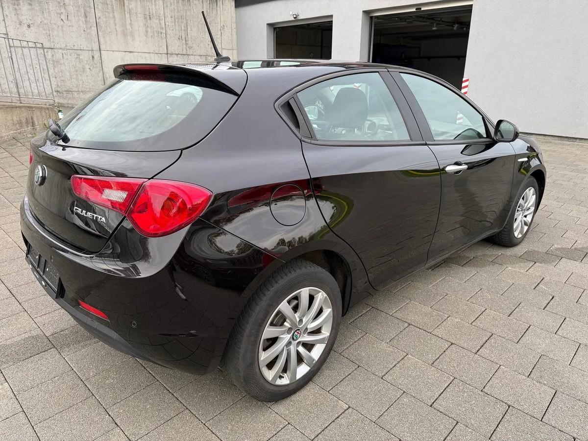 ALFA ROMEO Giulietta 1.6TD — zdjęcie 4