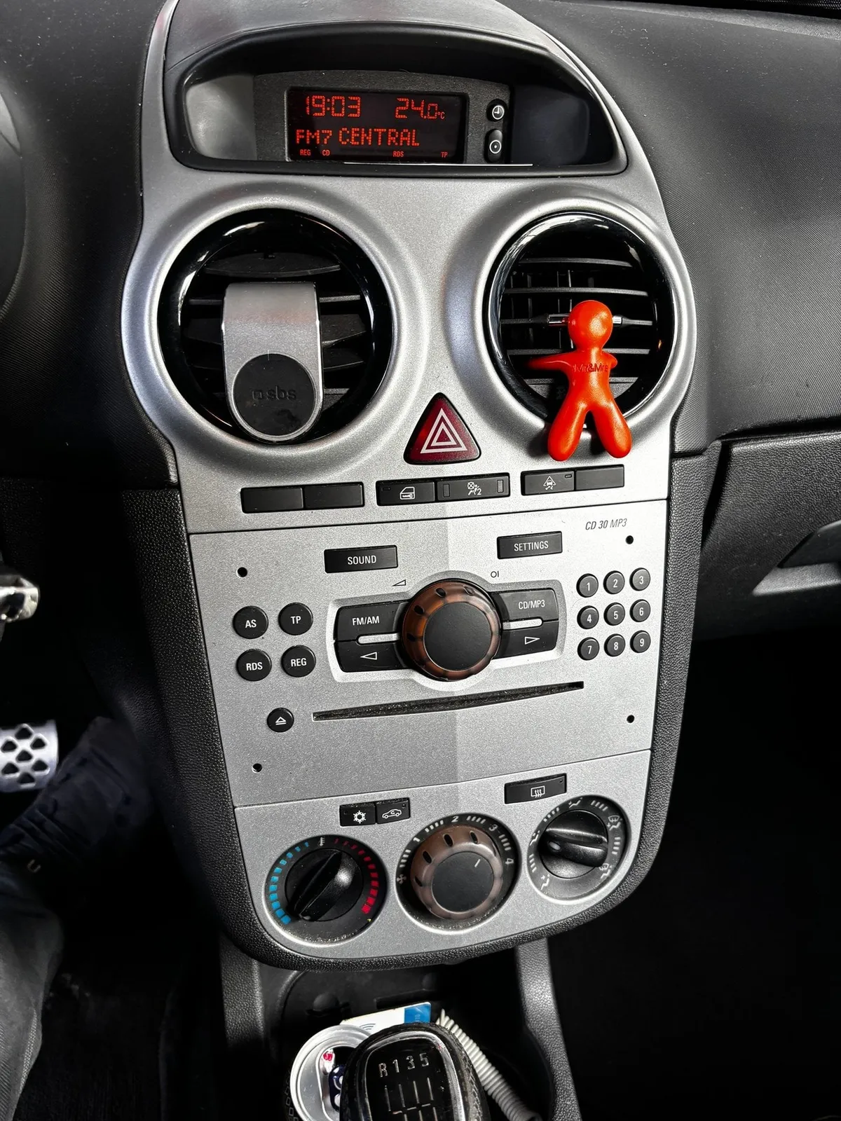 OPEL Corsa D 16T GSi — zdjęcie 11