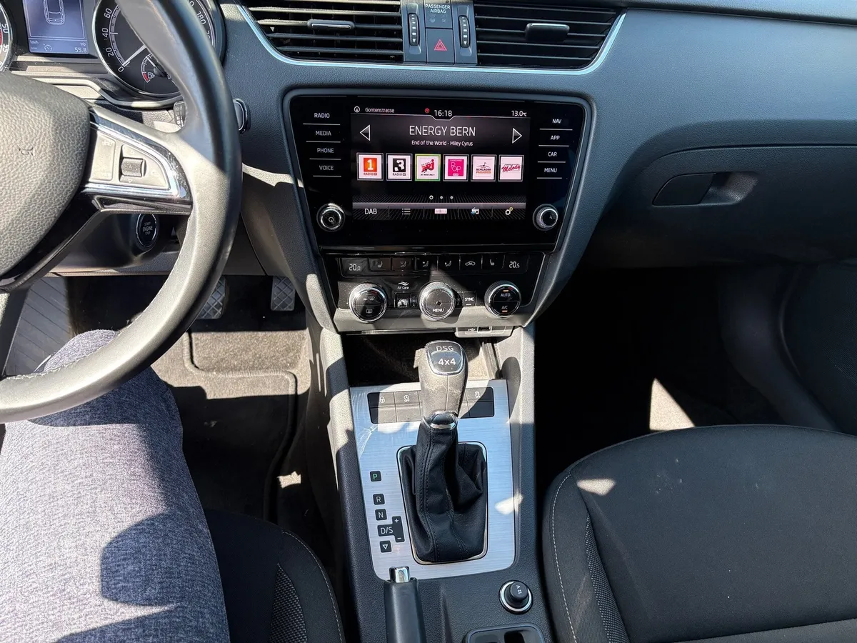 SKODA Octavia2.0TDI 4x4 — zdjęcie 6