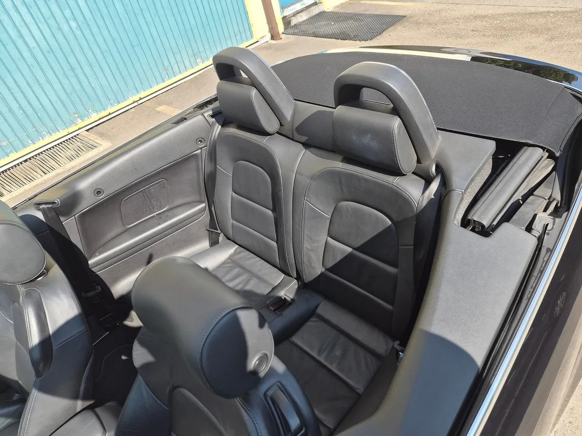 AUDI A3 Cabrio 1.8TFSI — zdjęcie 14
