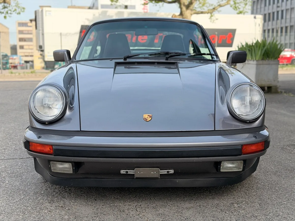 PORSCHE 911 CARRERA — zdjęcie 2