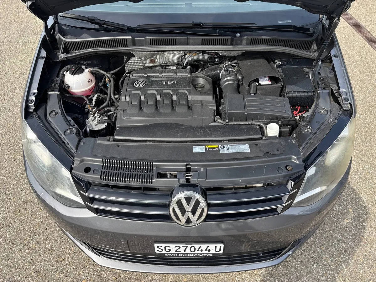VW Sharan 2.0D 7 — zdjęcie 9