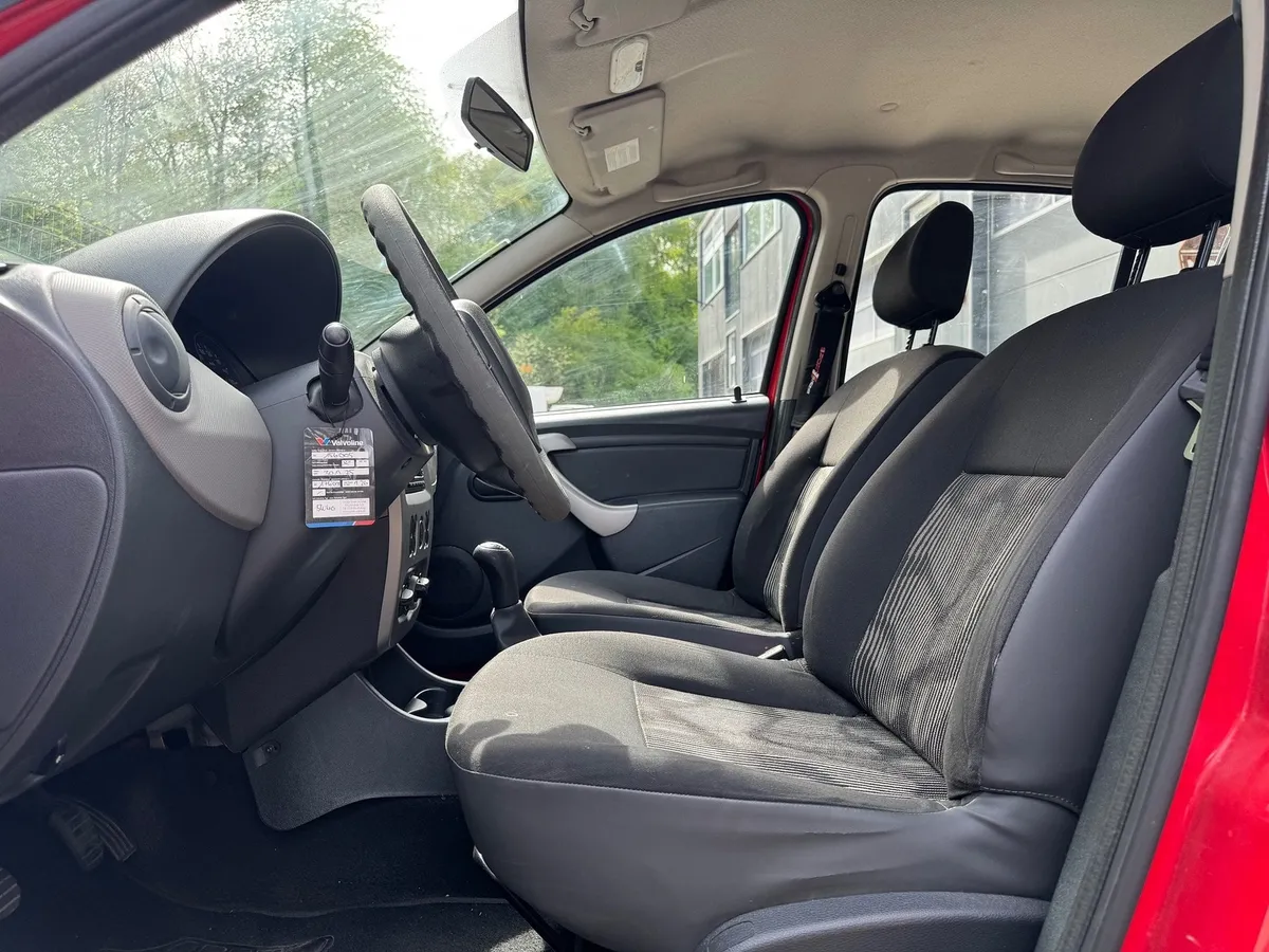 DACIA Sandero 1.2 75 — zdjęcie 7
