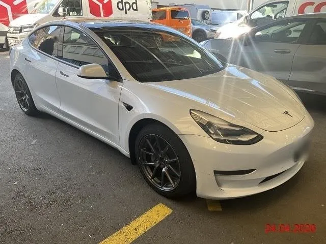 Tesla  Model 3, 491 HP — zdjęcie 4