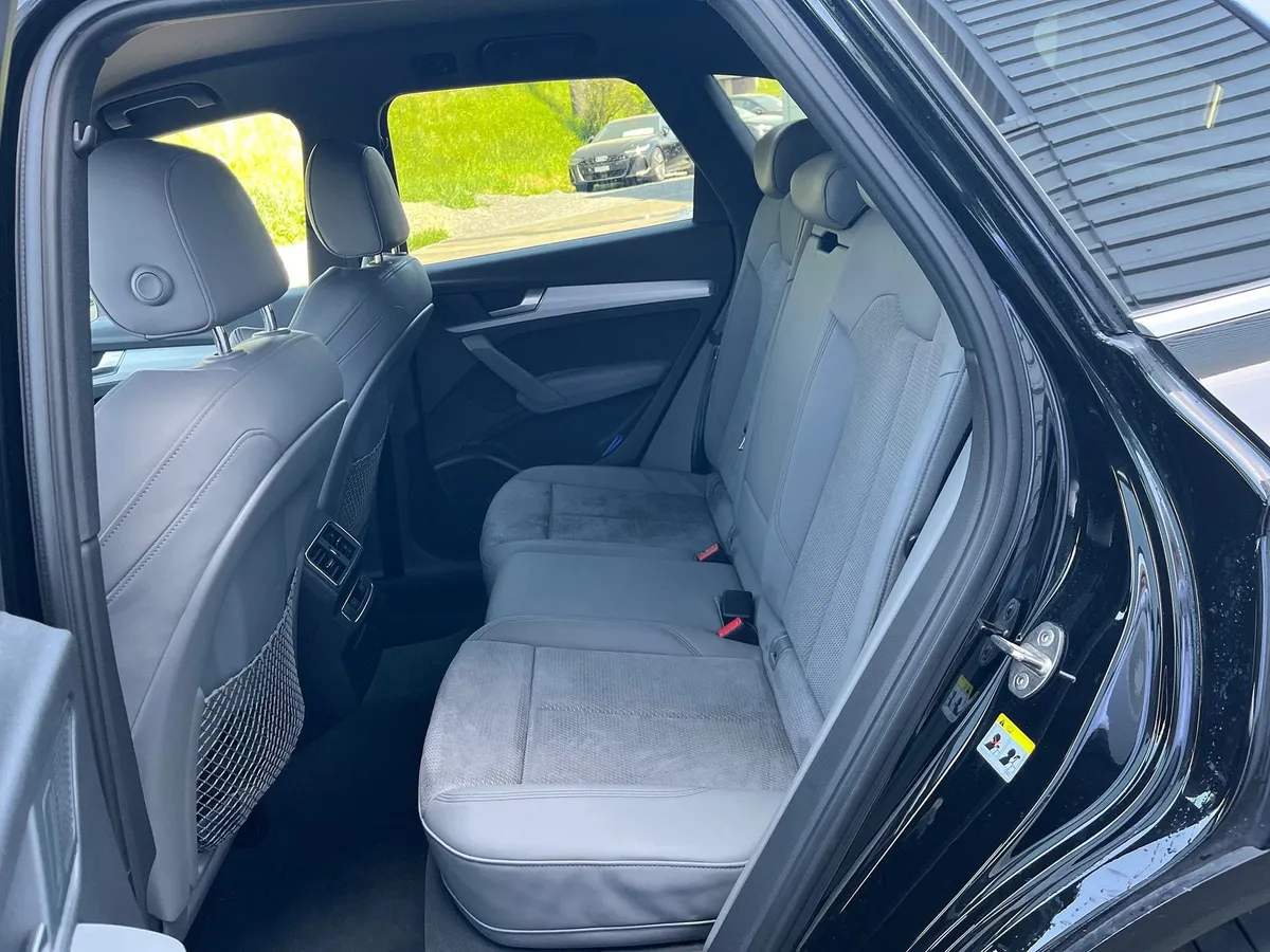 AUDI SQ5 TFSI — zdjęcie 15