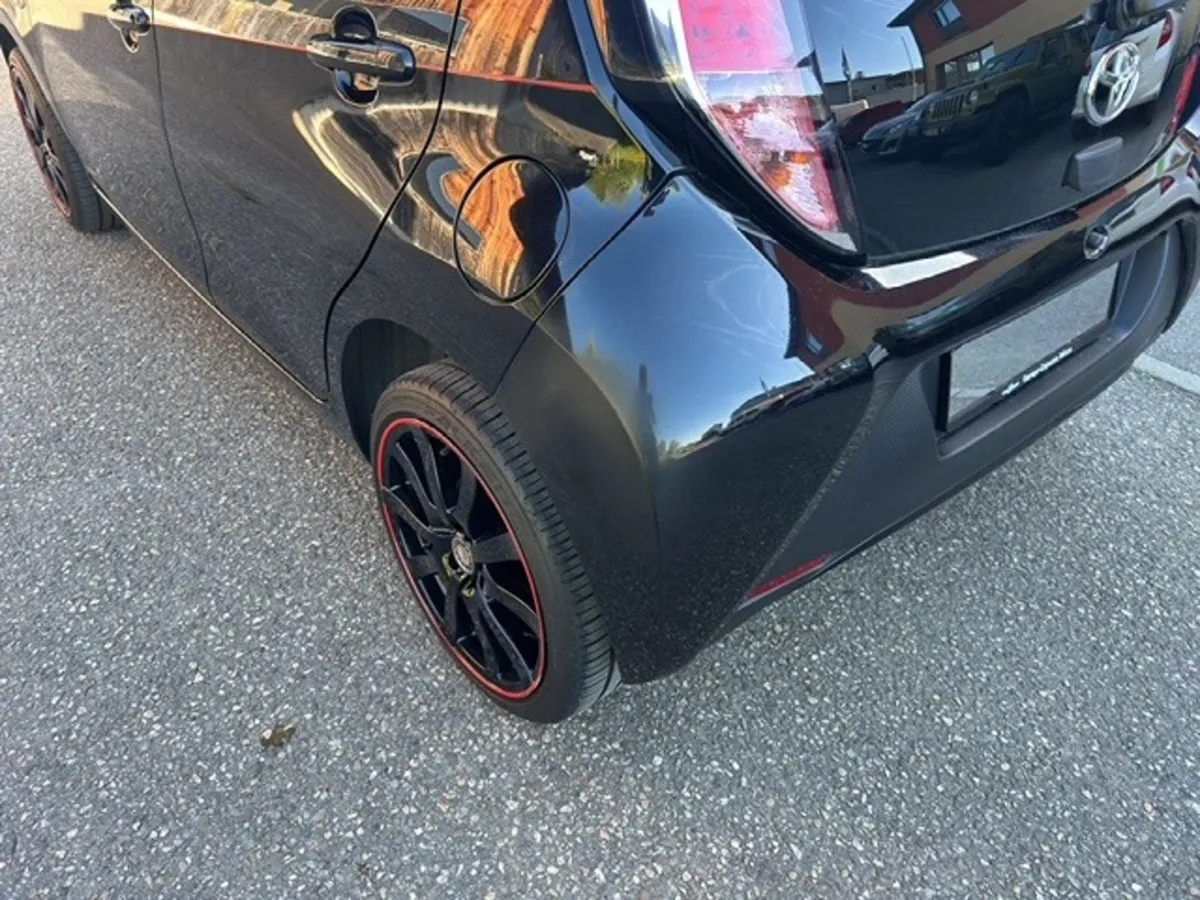 TOYOTA Aygo 1.2 — zdjęcie 14