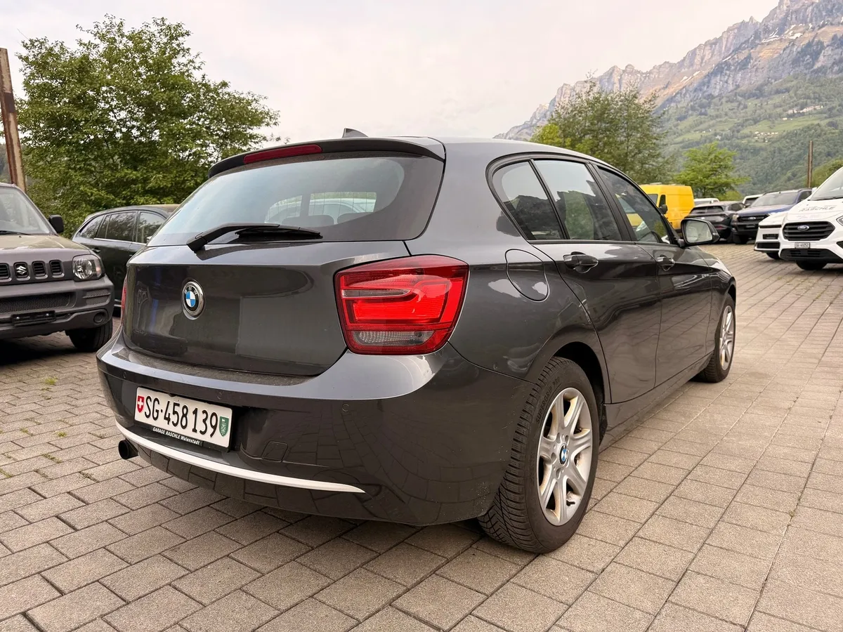 BMW 118i — zdjęcie 8