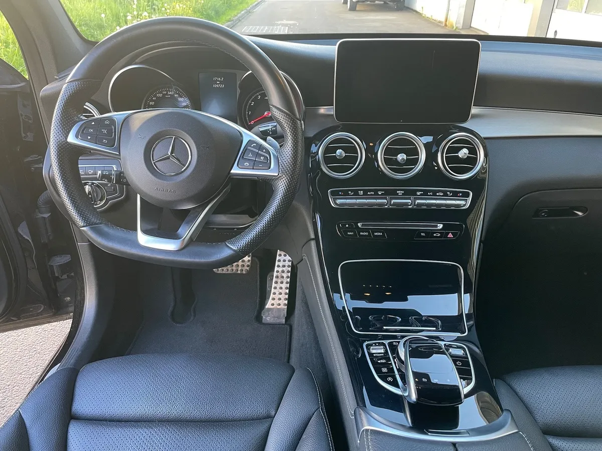 MERCEDES-BENZ GLC 250 EC — zdjęcie 14