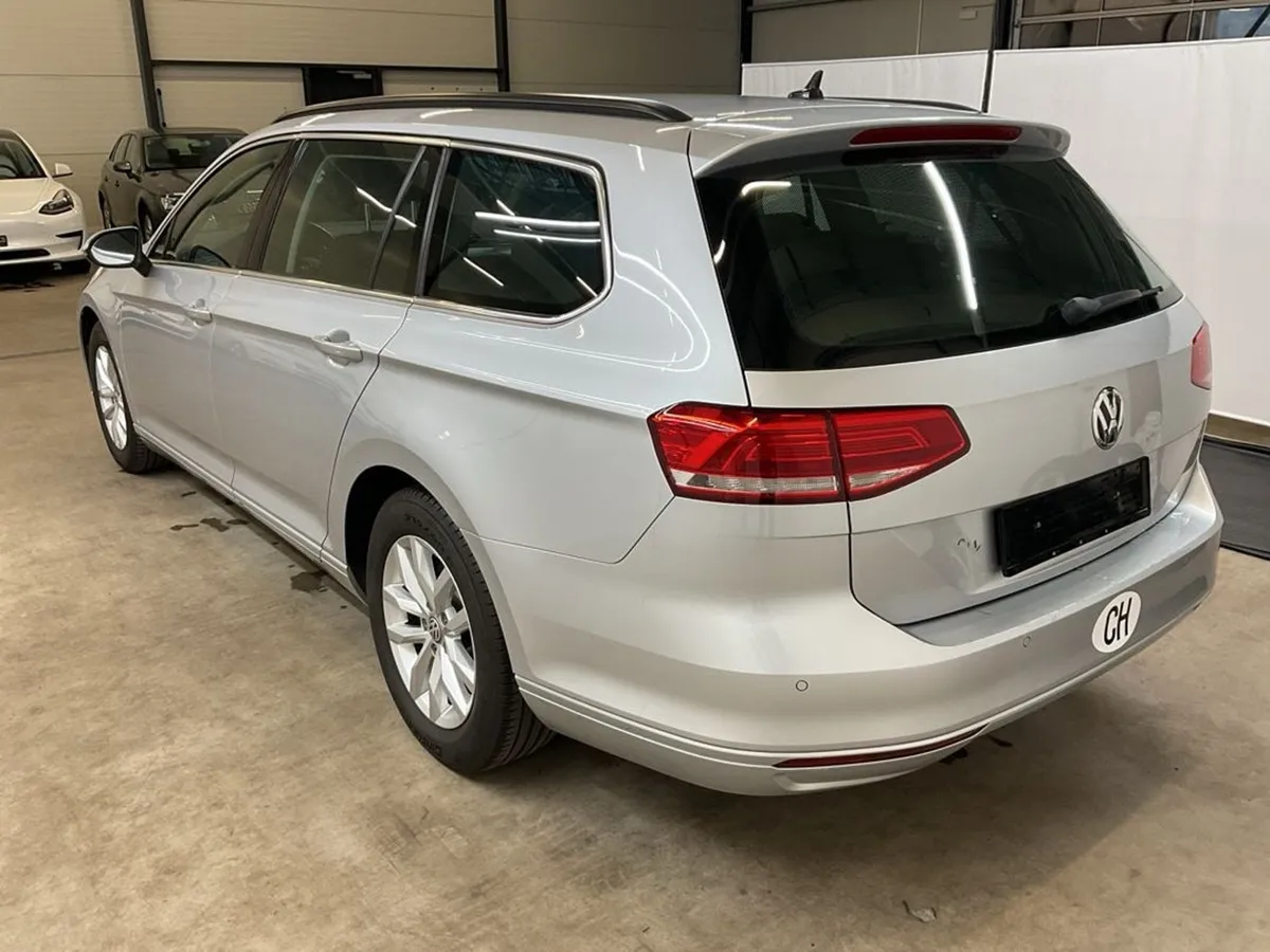VW Passat V 1.6TDI — zdjęcie 3