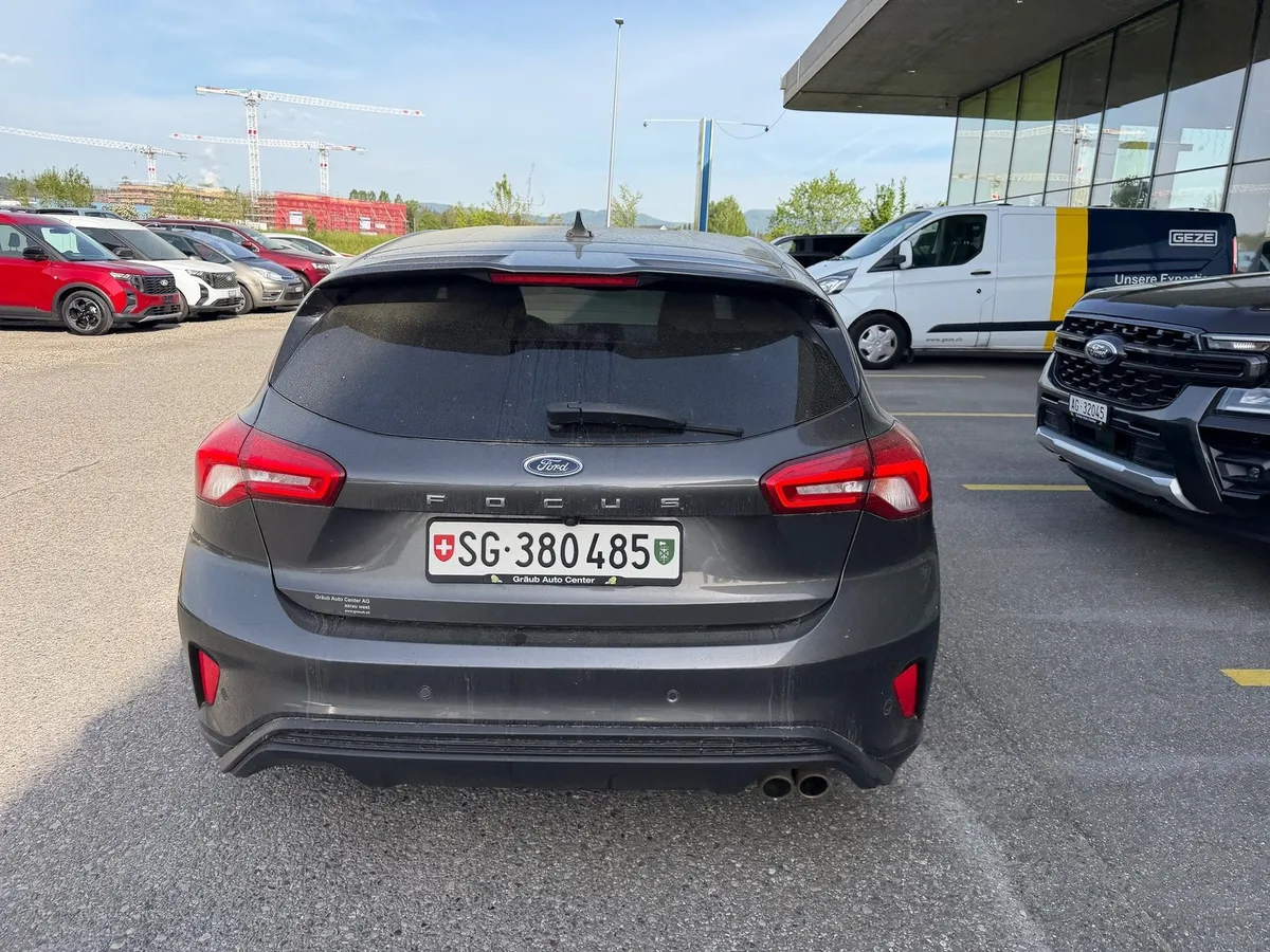 FORD Focus 1.0 SCTi — zdjęcie 7