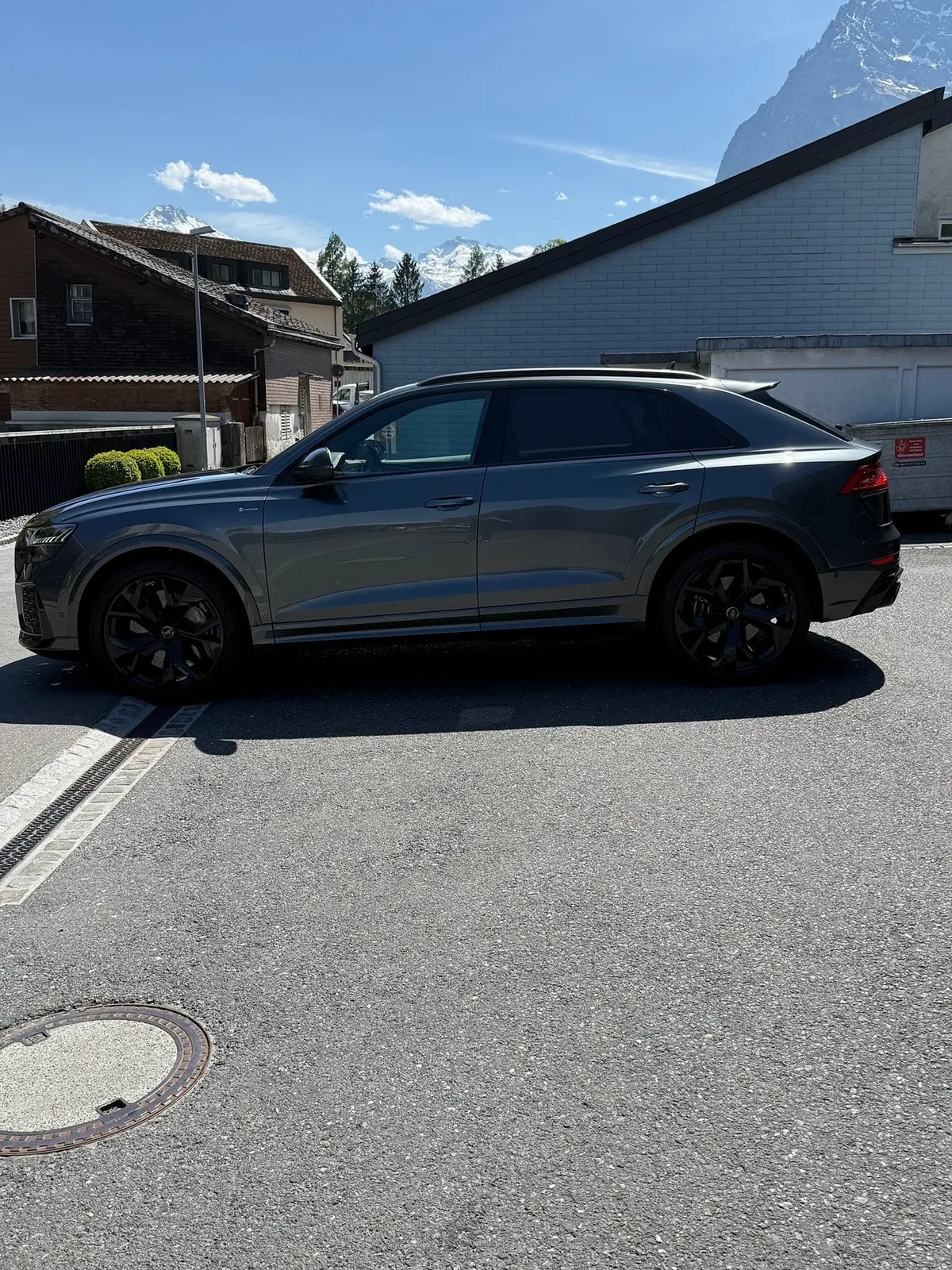 AUDI RS Q8 — zdjęcie 3