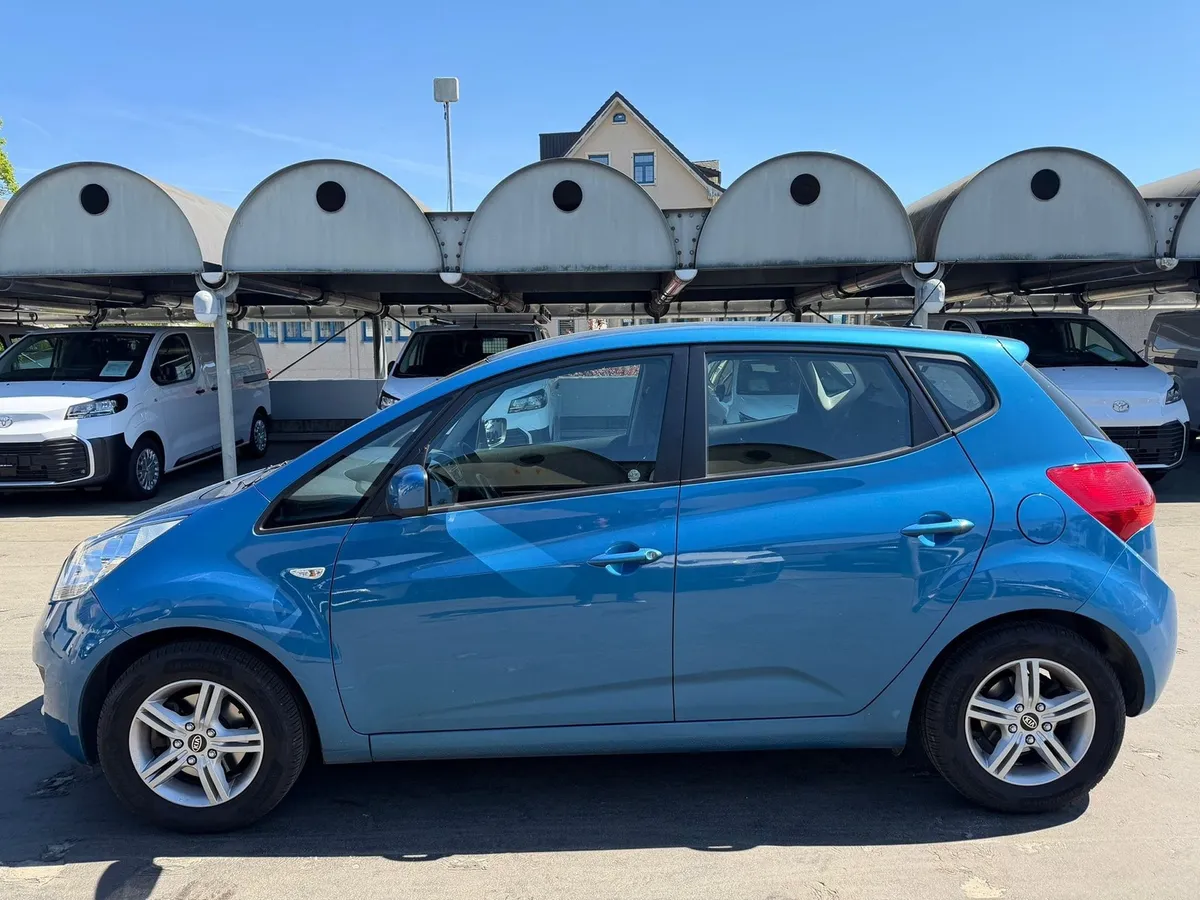 KIA Venga 1.6 ISG — zdjęcie 2
