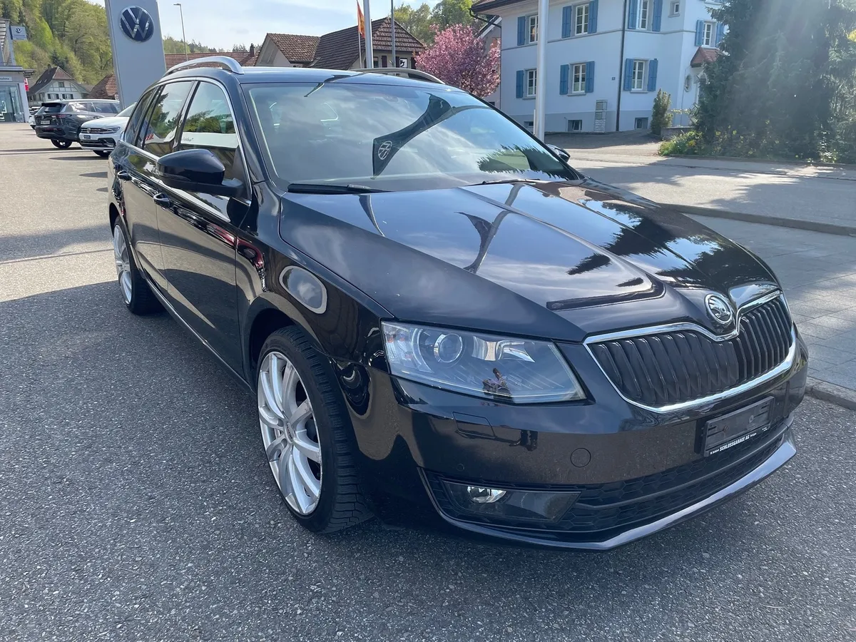 SKODA Octavia 1.8 C 4x4 — zdjęcie 3